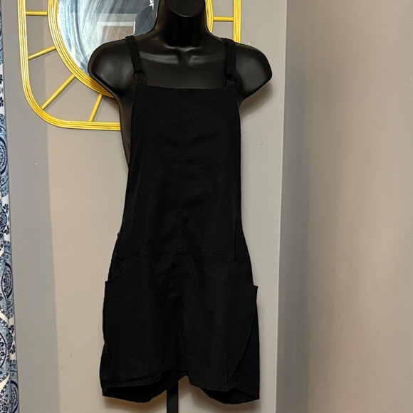 Torrid 1 Black 1X Linen Blend Shorts Overalls Jumpsuit Shortall - Picture 2 of 8